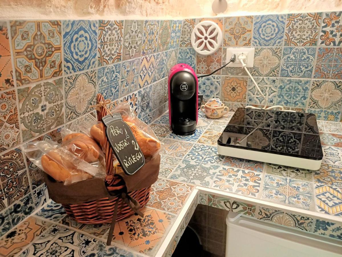 La Vernea Ceglie Messapica Bagian luar foto
